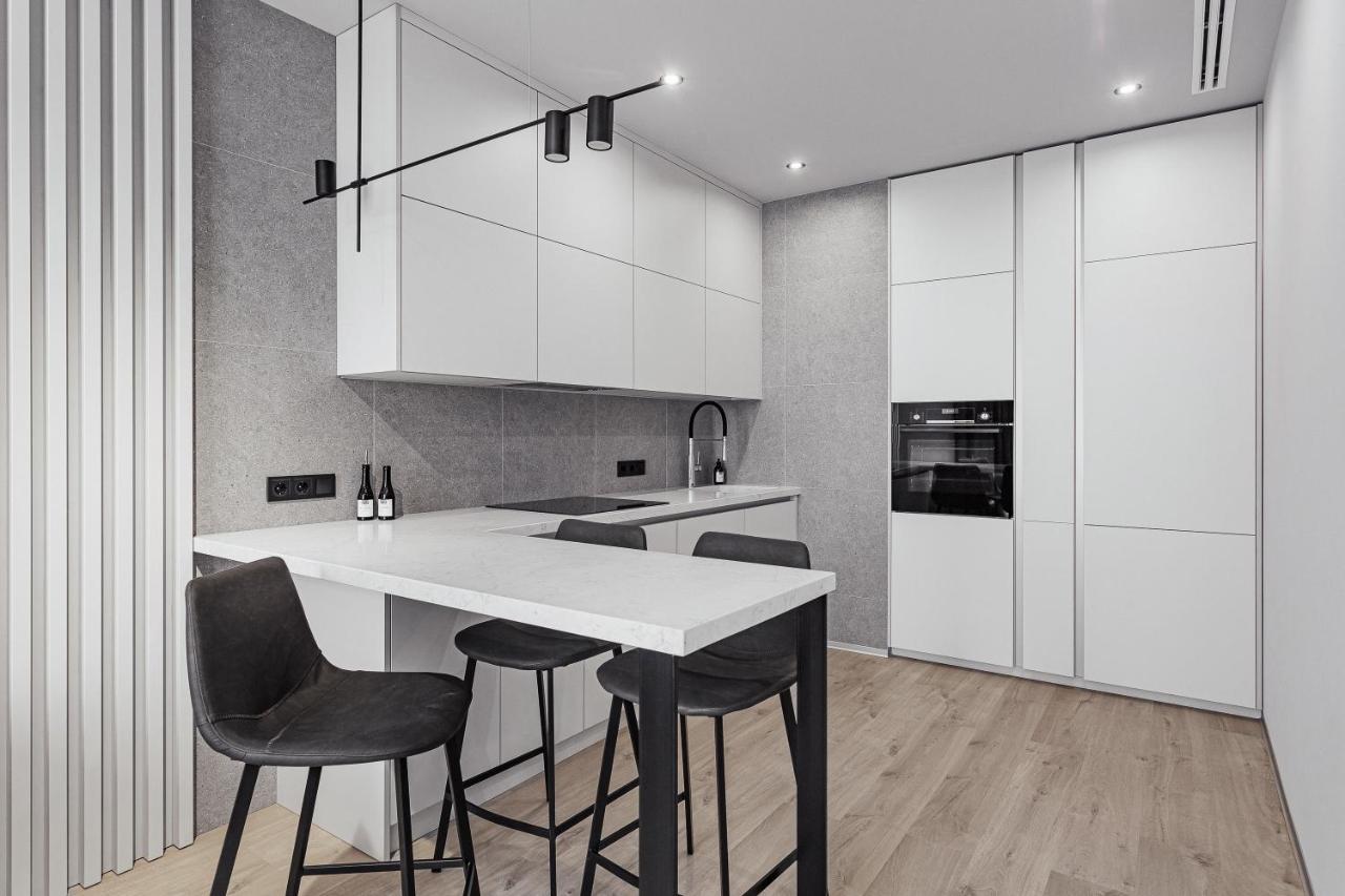 Sea & Sky Apartments Odessa Dış mekan fotoğraf