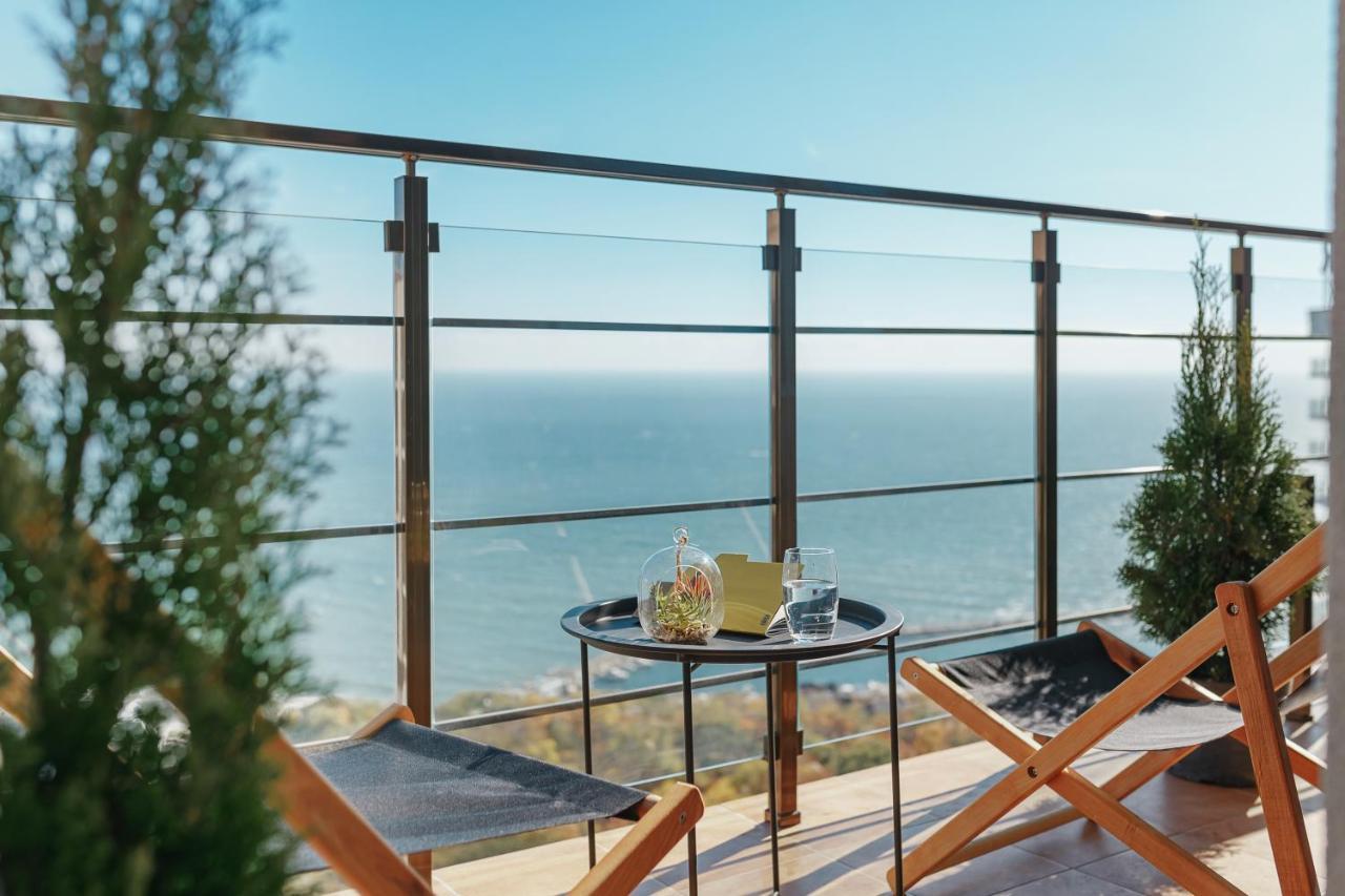 Sea & Sky Apartments Odessa Dış mekan fotoğraf