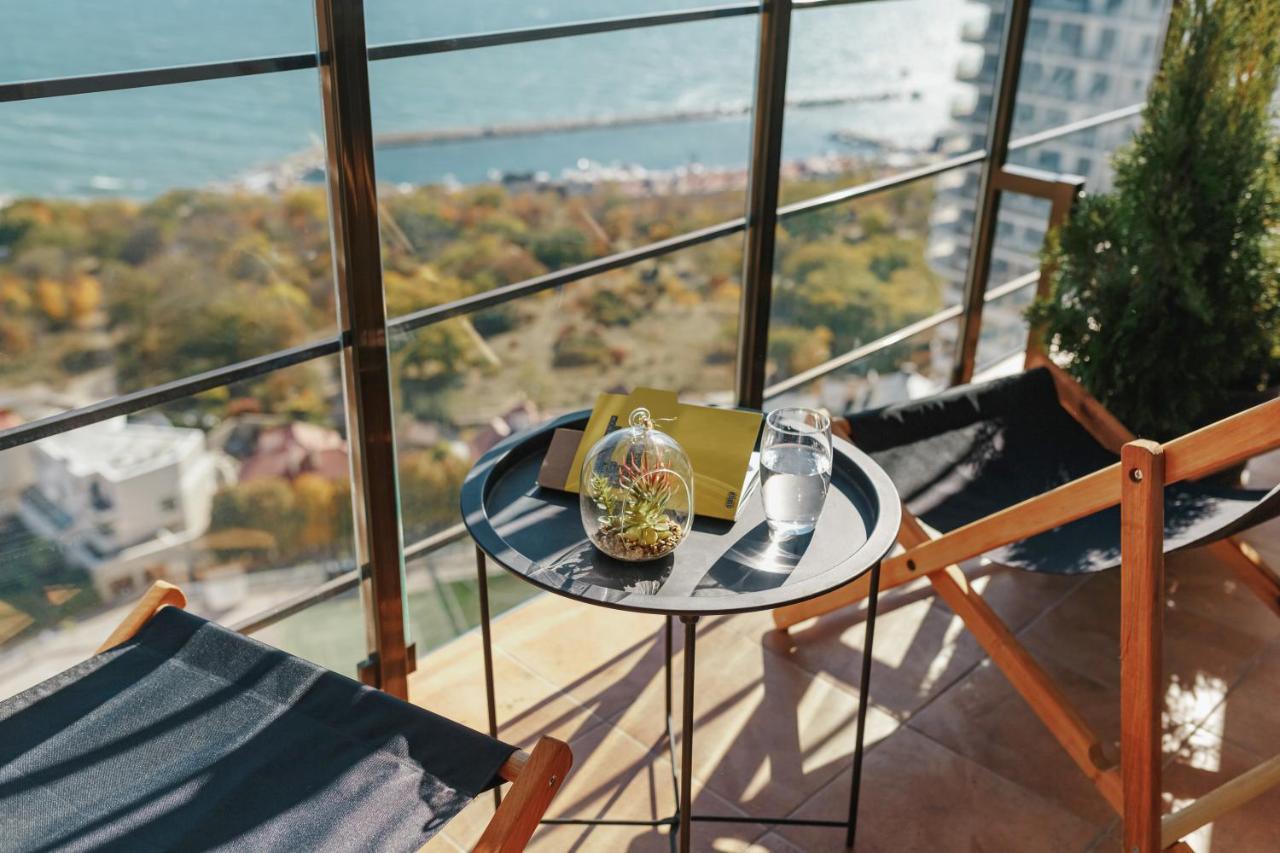 Sea & Sky Apartments Odessa Dış mekan fotoğraf