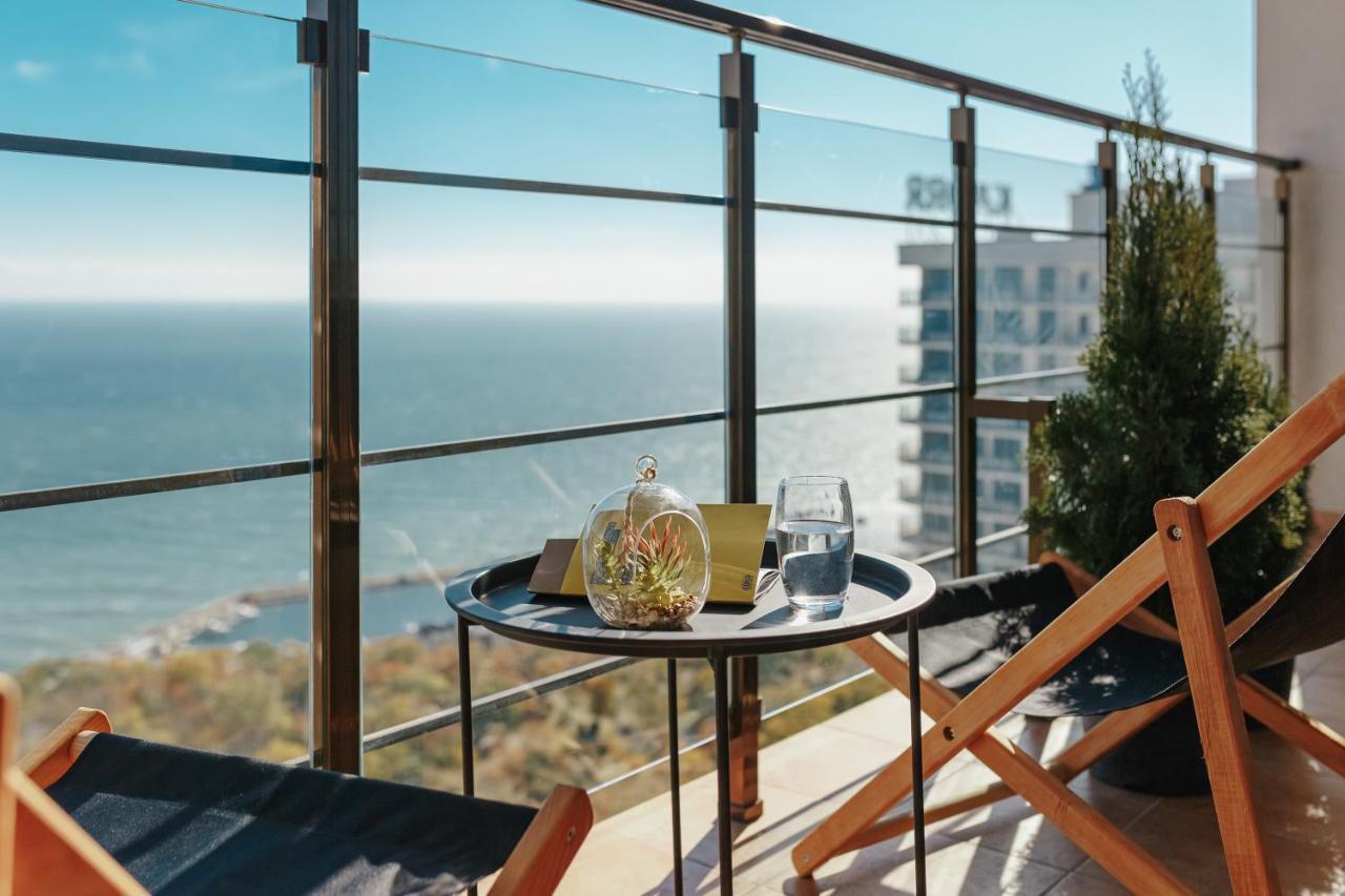 Sea & Sky Apartments Odessa Dış mekan fotoğraf