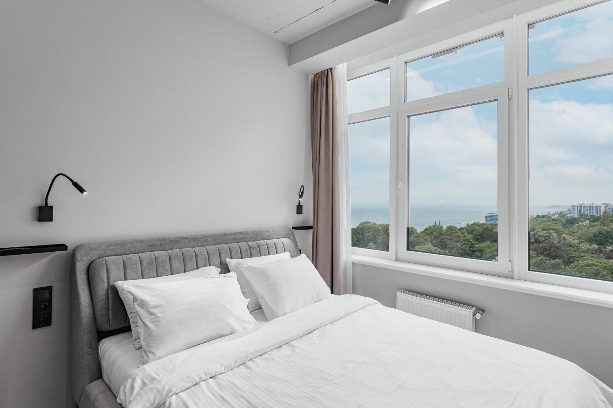 Sea & Sky Apartments Odessa Oda fotoğraf