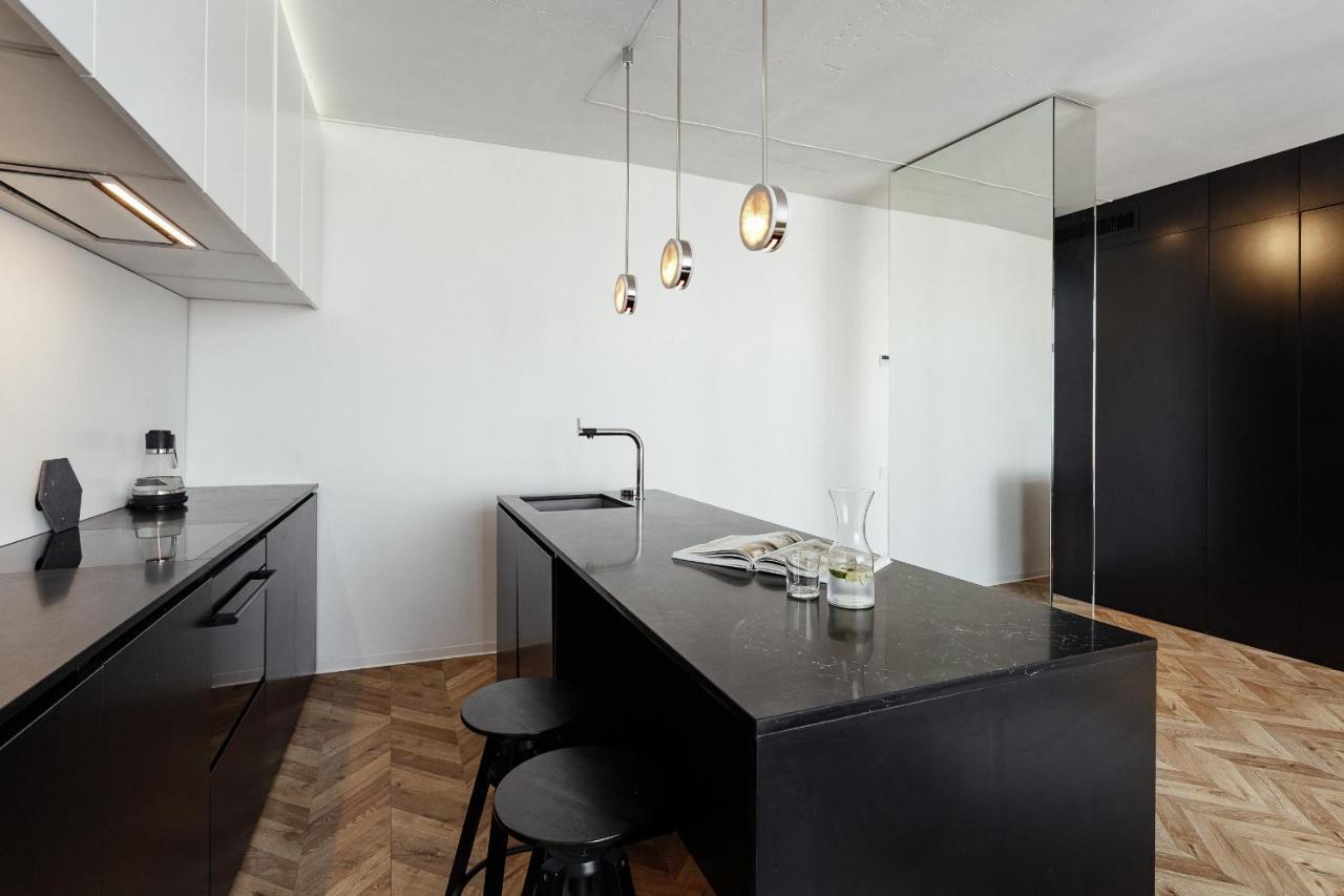 Sea & Sky Apartments Odessa Dış mekan fotoğraf