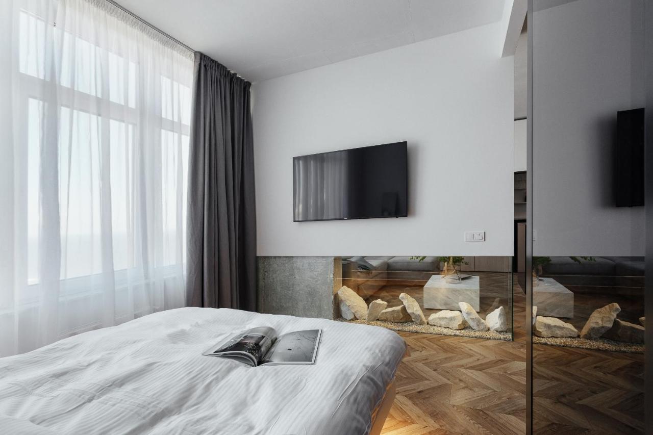 Sea & Sky Apartments Odessa Dış mekan fotoğraf
