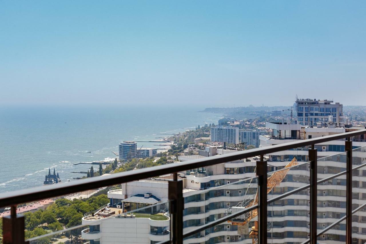 Sea & Sky Apartments Odessa Dış mekan fotoğraf